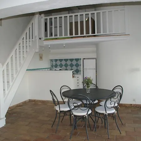 Tres Belle Vue - Piscine A Debordement Holiday home *